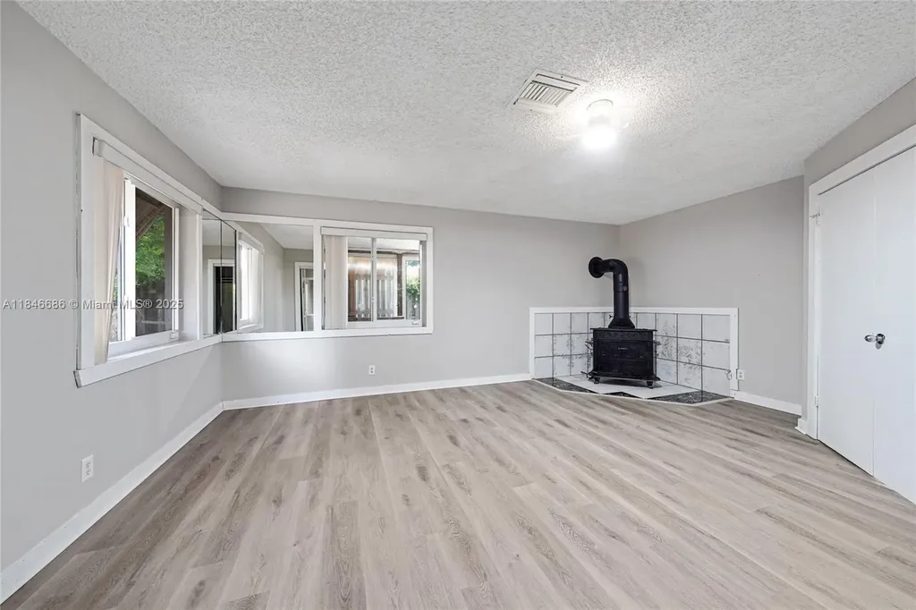 7801 NW 40th Street Coral Springs FL 33065