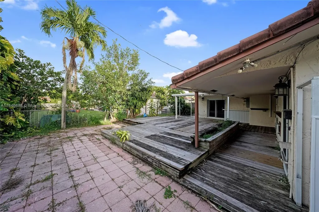 7801 NW 40th Street Coral Springs FL 33065