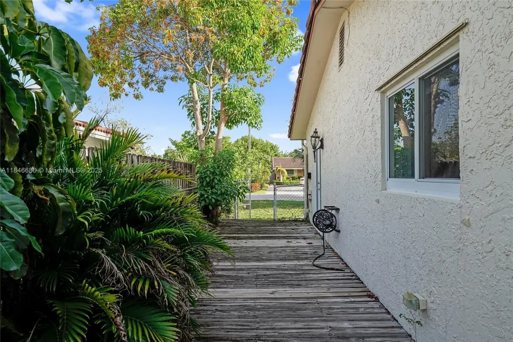 7801 NW 40th Street Coral Springs FL 33065
