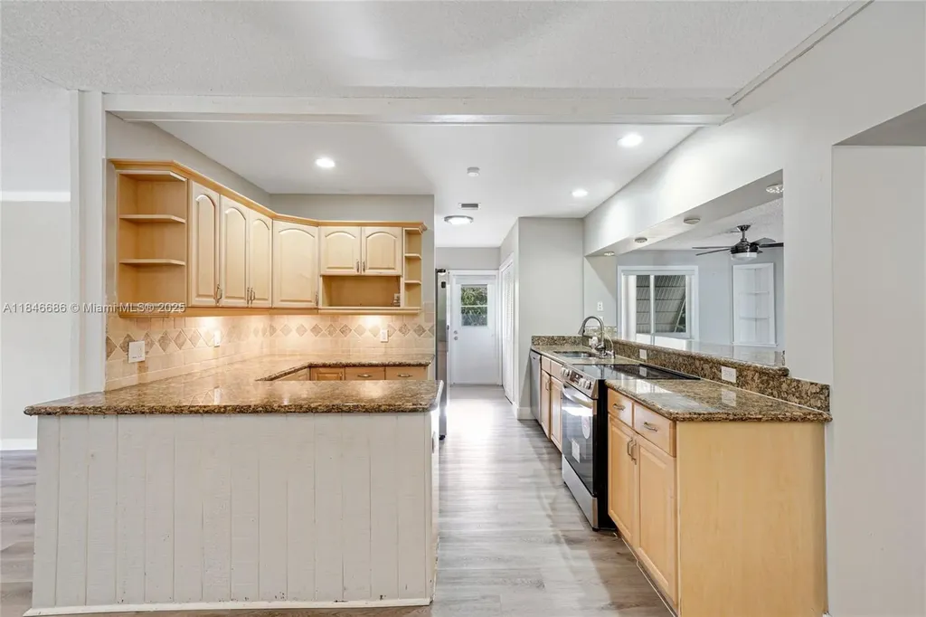 7801 NW 40th Street Coral Springs FL 33065