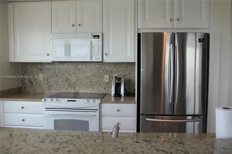 4401 Collins Avenue Miami Beach FL 33140