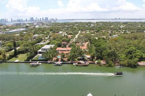 4401 Collins Avenue Miami Beach FL 33140