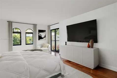 3095 NE 208th Terrace Aventura FL 33180