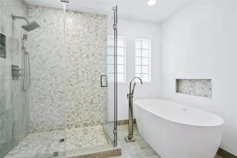 3095 NE 208th Terrace Aventura FL 33180