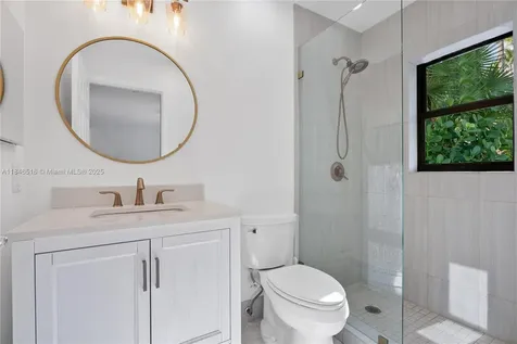 3095 NE 208th Terrace Aventura FL 33180