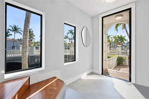 3095 NE 208th Terrace Aventura FL 33180