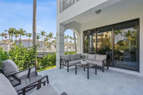 3095 NE 208th Terrace Aventura FL 33180