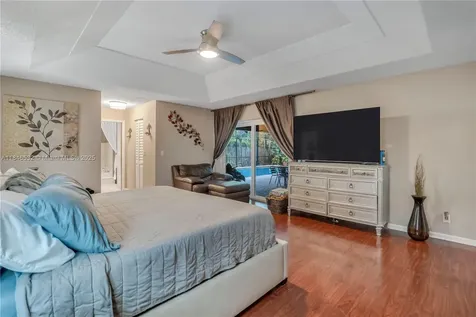 663 NW 107th Lane Coral Springs FL 33071