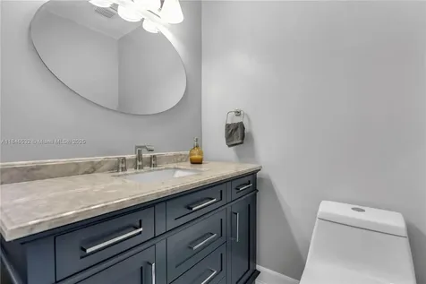 663 NW 107th Lane Coral Springs FL 33071