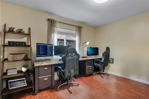 663 NW 107th Lane Coral Springs FL 33071