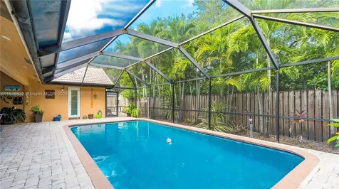663 NW 107th Lane Coral Springs FL 33071