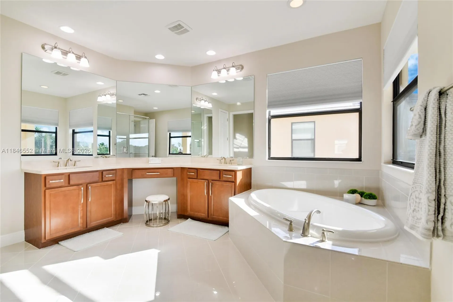 12137 Boca Reserve Lane Boca Raton FL 33428