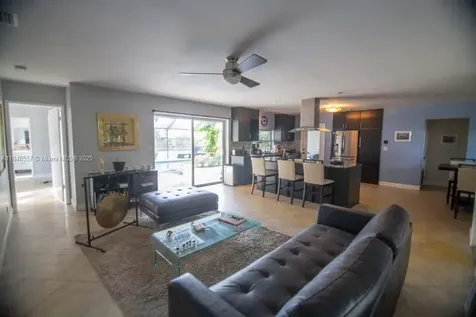 4116 Taft Street Hollywood FL 33021