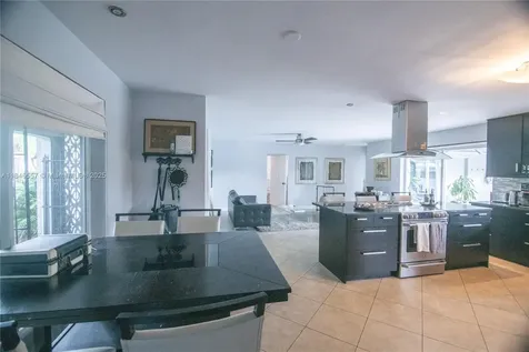 4116 Taft Street Hollywood FL 33021
