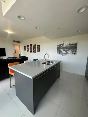 7875 NW 107th Avenue Doral FL 33178