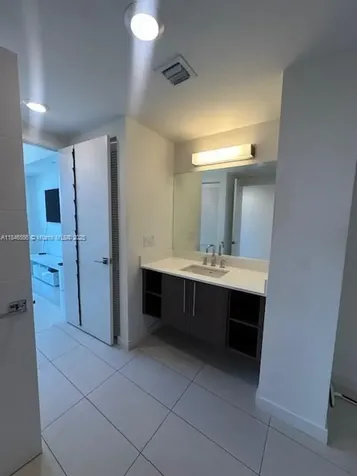 7875 NW 107th Avenue Doral FL 33178