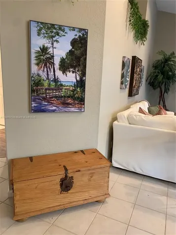 231 W Canterbury Drive W Palm Beach Gardens FL 33418