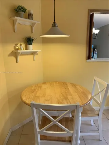 231 W Canterbury Drive W Palm Beach Gardens FL 33418