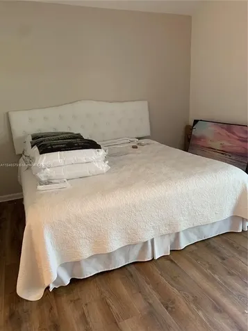 231 W Canterbury Drive W Palm Beach Gardens FL 33418