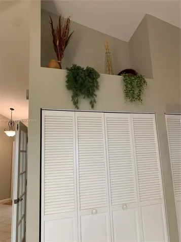 231 W Canterbury Drive W Palm Beach Gardens FL 33418