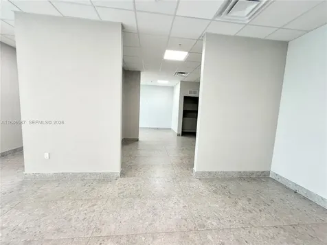 2820 NE 214th Street Aventura FL 33180