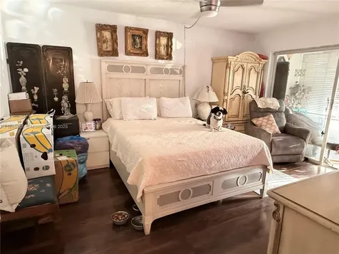 215 SE 3rd Avenue Hallandale Beach FL 33009