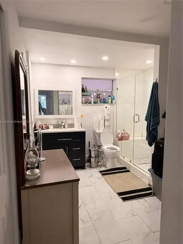 215 SE 3rd Avenue Hallandale Beach FL 33009