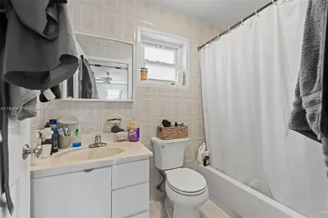 5203 SW 128th Place Miami FL 33175