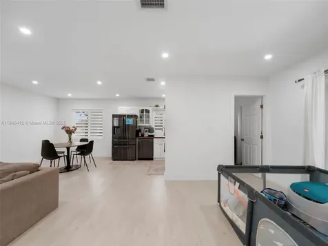 5203 SW 128th Place Miami FL 33175