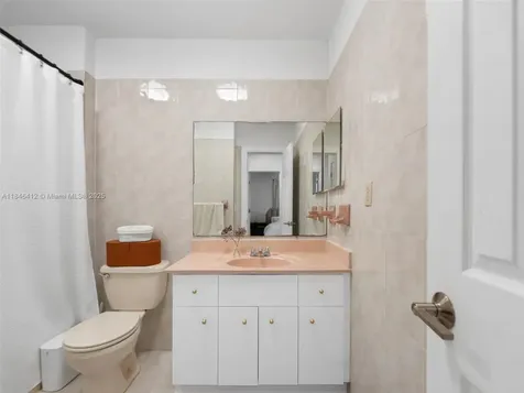 5203 SW 128th Place Miami FL 33175
