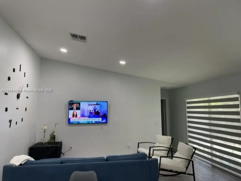6396 Royal Woods Drive Fort Myers FL 33908