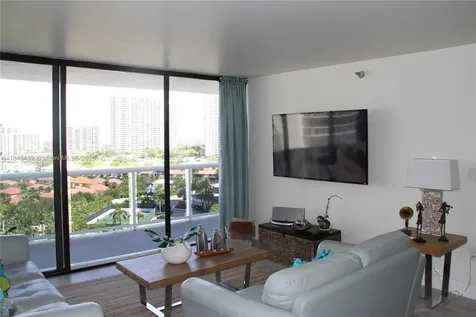 20515 E Country Club Drive Aventura FL 33180