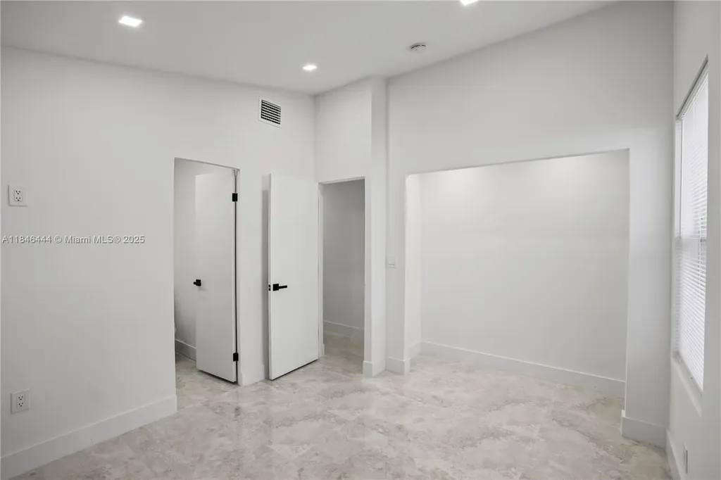 1724 SW 5th Street Fort Lauderdale FL 33312