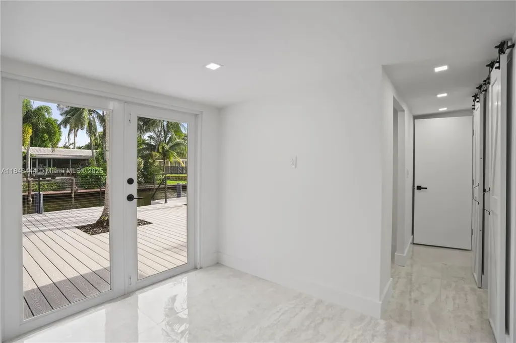 1724 SW 5th Street Fort Lauderdale FL 33312