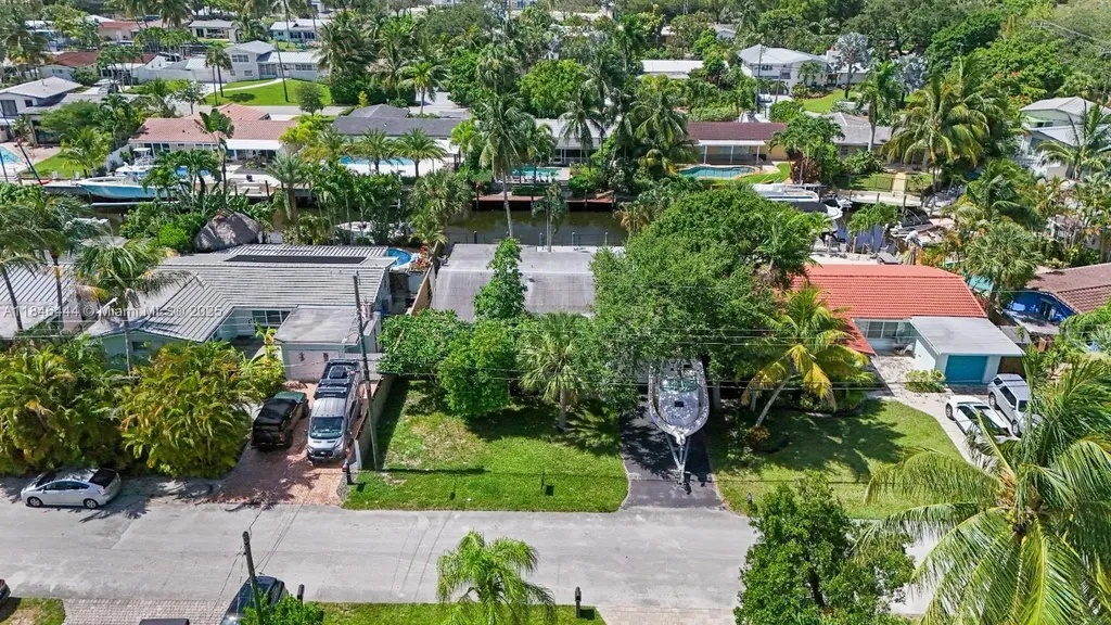 1724 SW 5th Street Fort Lauderdale FL 33312