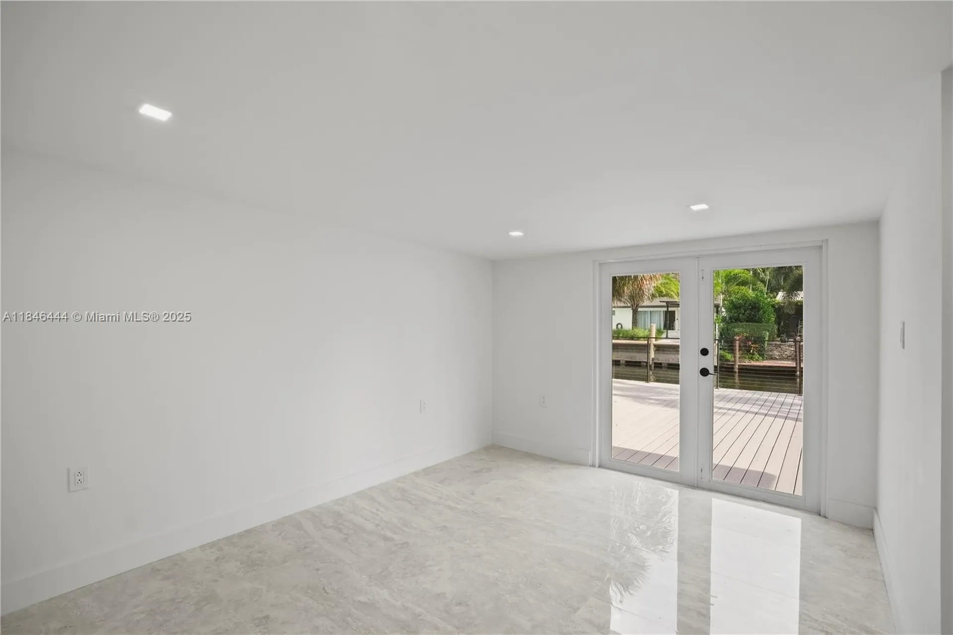 1724 SW 5th Street Fort Lauderdale FL 33312