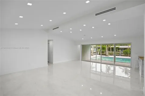 1724 SW 5th Street Fort Lauderdale FL 33312