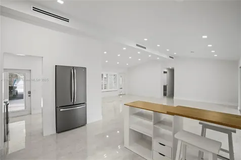 1724 SW 5th Street Fort Lauderdale FL 33312