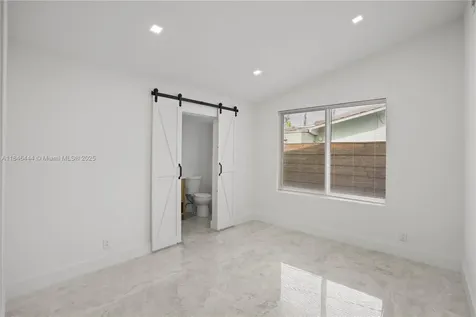 1724 SW 5th Street Fort Lauderdale FL 33312