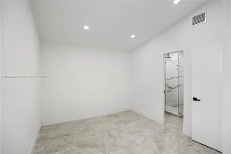 1724 SW 5th Street Fort Lauderdale FL 33312