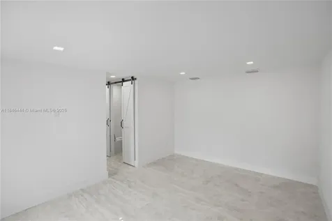 1724 SW 5th Street Fort Lauderdale FL 33312