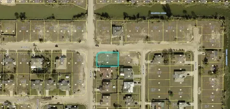 1429 NE 4th Place Cape Coral FL 33909