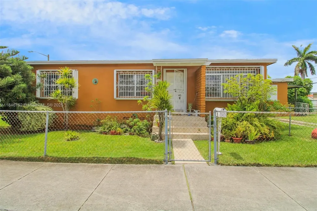 3600 NW 19th Terrace Miami FL 33125