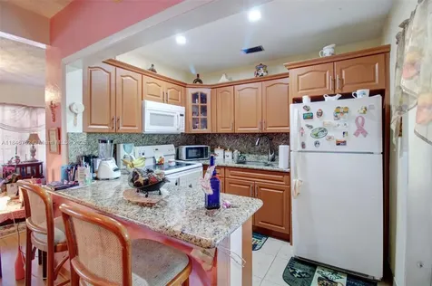 3600 NW 19th Terrace Miami FL 33125