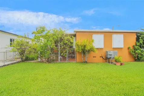 3600 NW 19th Terrace Miami FL 33125