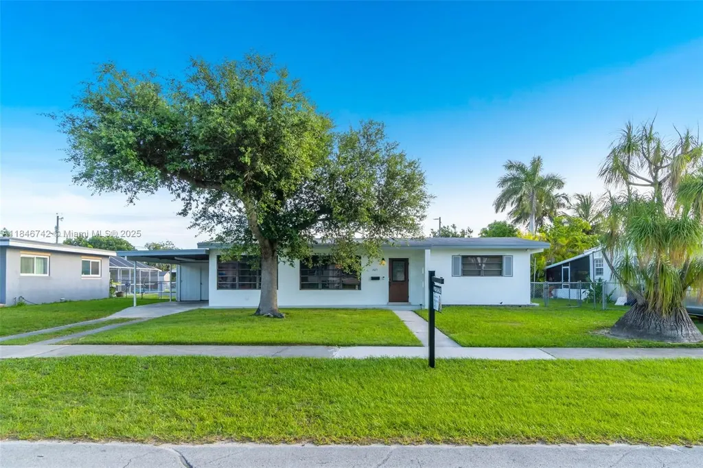 1425 NW 9th Street Homestead FL 33030