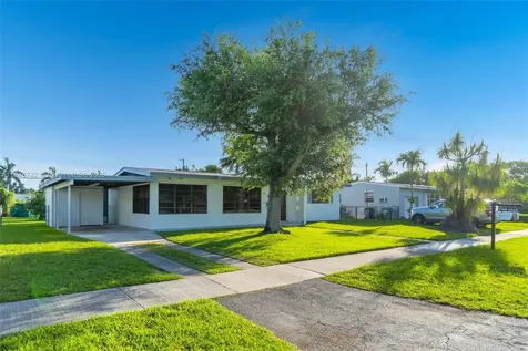 1425 NW 9th Street Homestead FL 33030