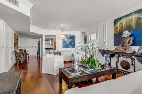 400 Alton Road Miami Beach FL 33139