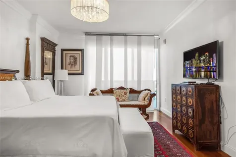 400 Alton Road Miami Beach FL 33139
