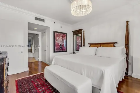 400 Alton Road Miami Beach FL 33139